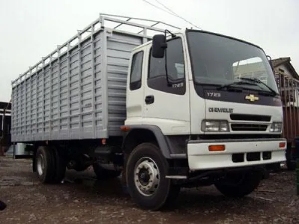 Plataforma con baranda alta Chevrolet